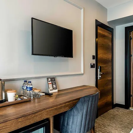 Zalel Laleli Hotel 3*