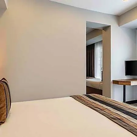 Zalel Laleli Hotel