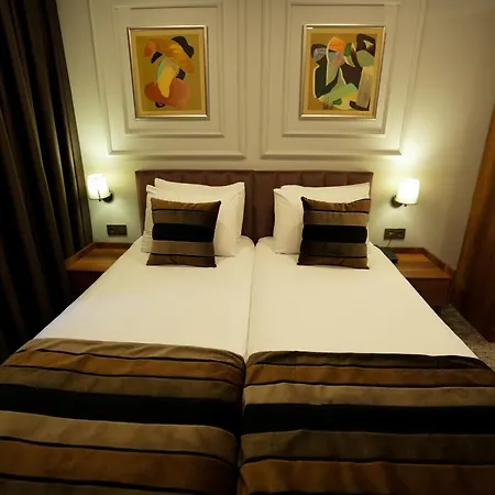 Zalel Laleli Hotell 3*